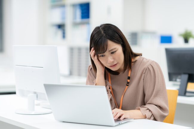 【Webサイトのハッキングとは】手口や調べる方法、効果的な対策を解説